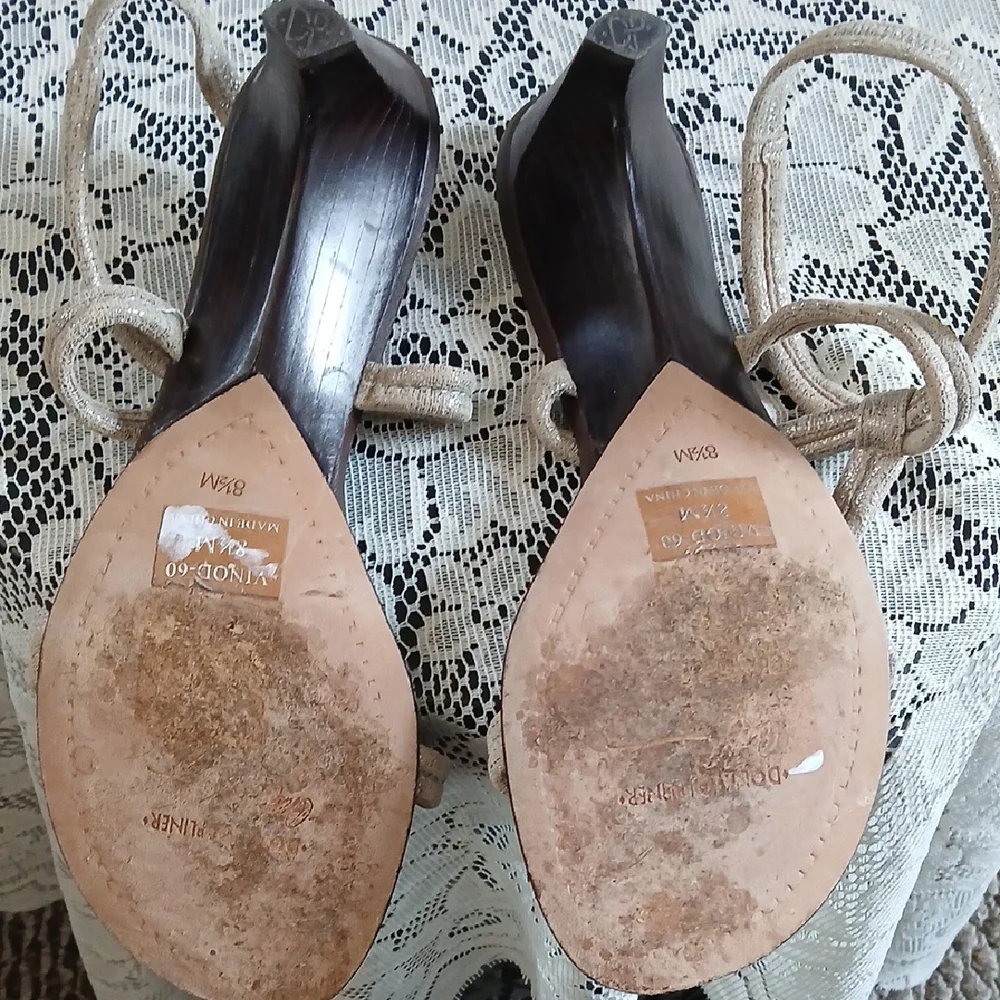 Donald J. Pliner Tan Sandals with Strappy Design - Picture 6 of 9